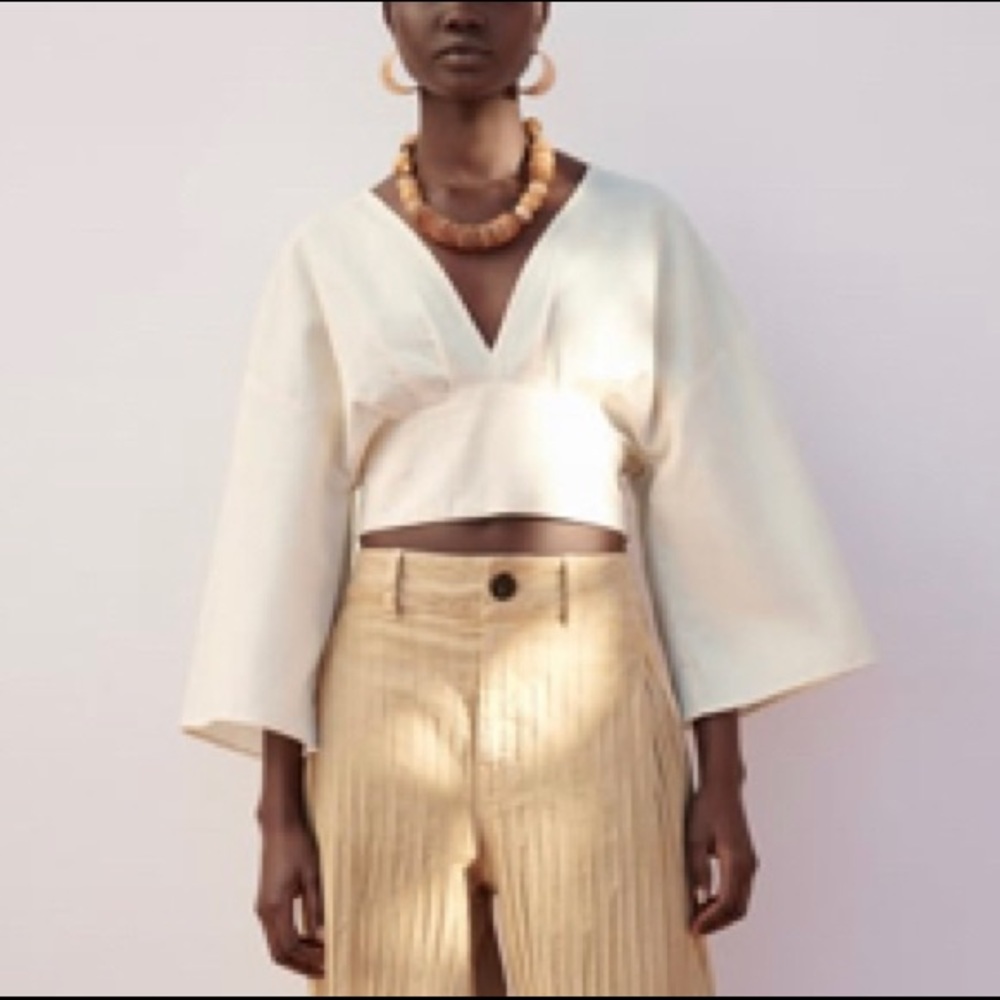 Tailored waist cropped blouse